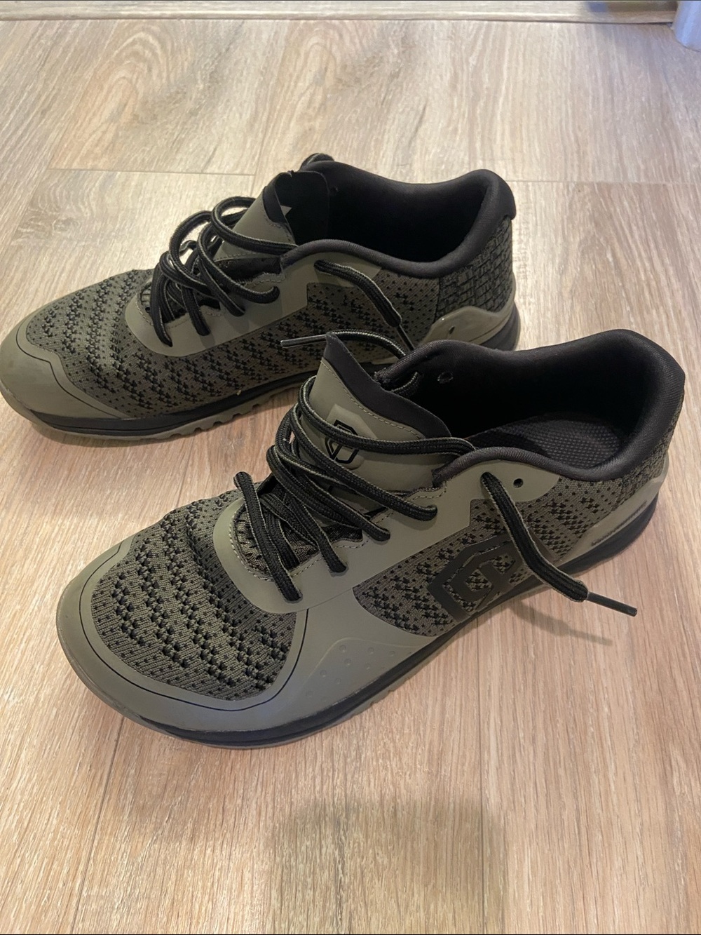 Born Primitive Men's Olive Green and Black Athletic Sneakers